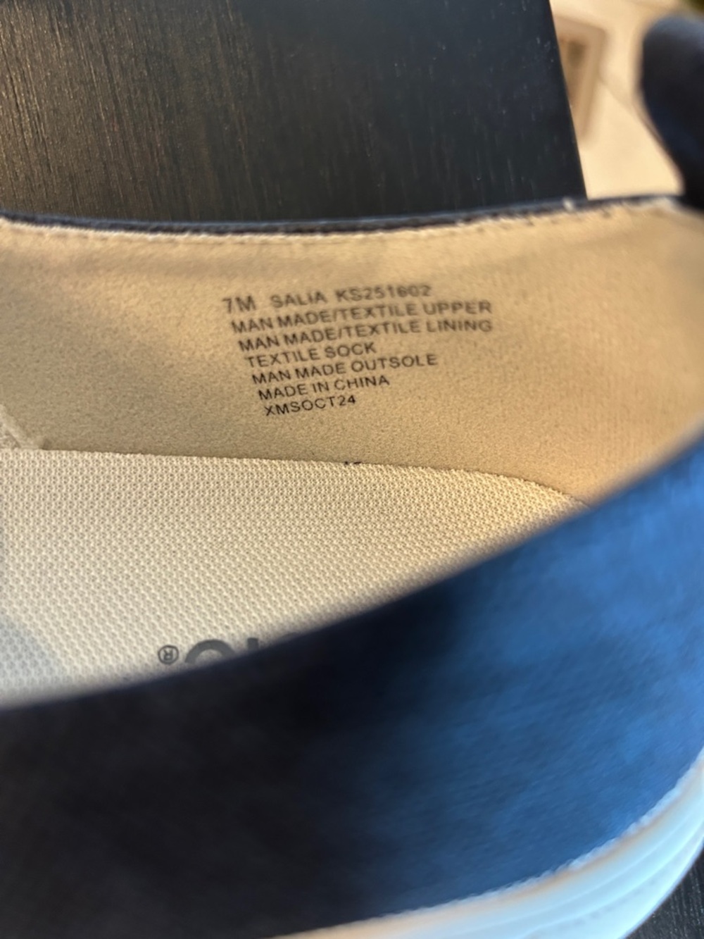 Kensie women’s Navy Canvas Slip-On Sneakers - Picture 4 of 4